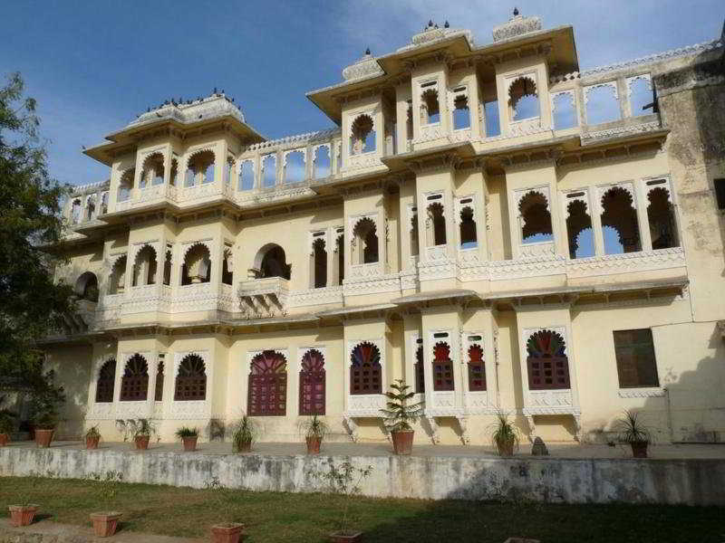 فندق أُودايبورفي  Ravla Khempur المظهر الخارجي الصورة